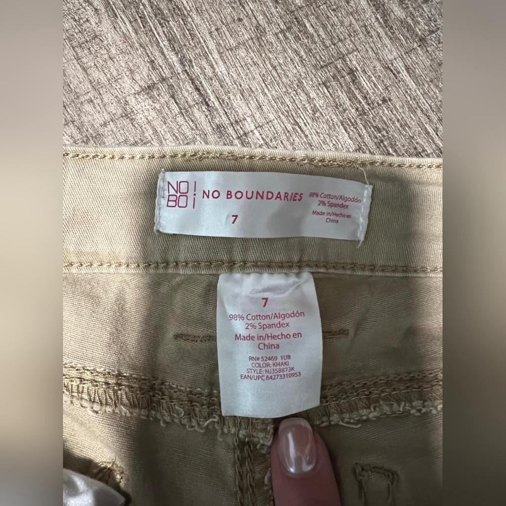 Jeans - Picture 2 of 3
